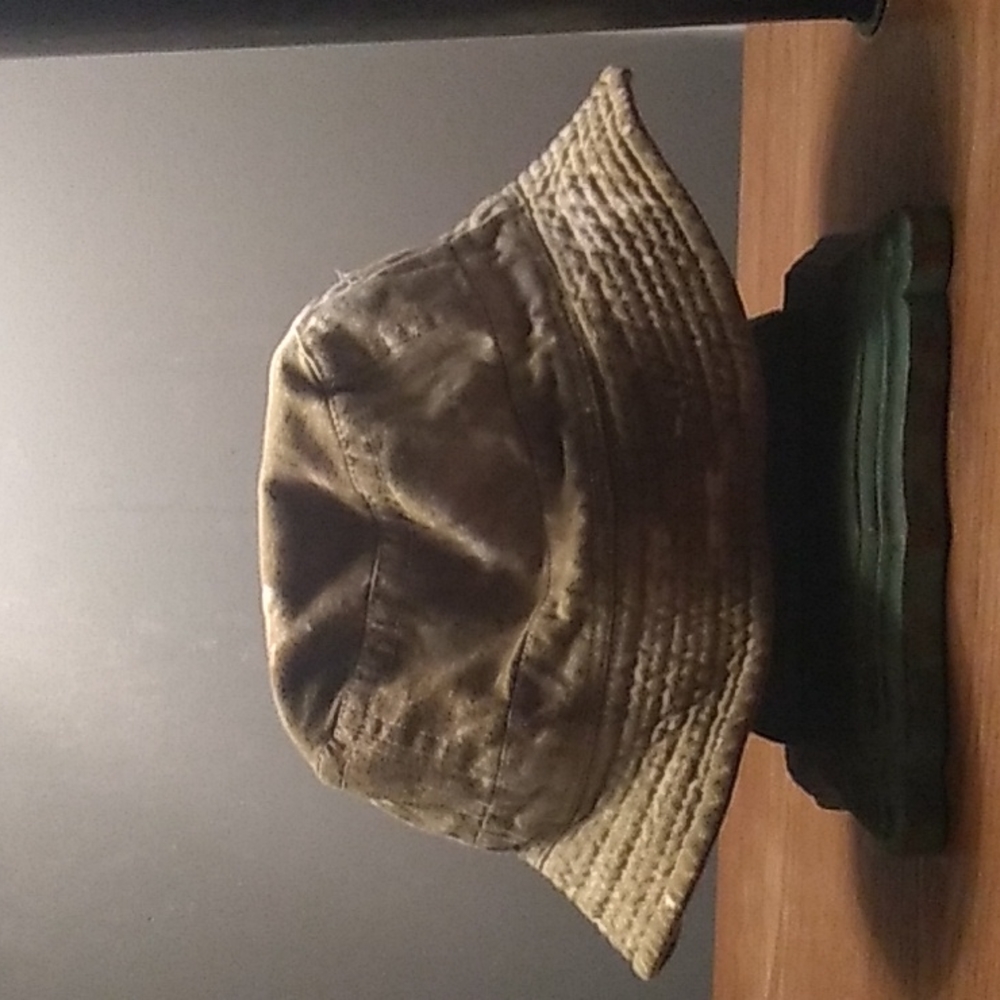 Bleached bucket hat